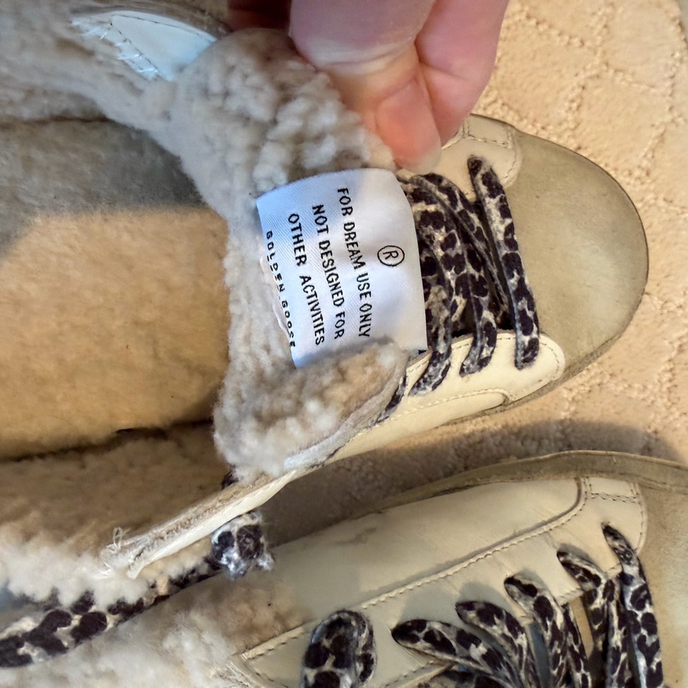 Golden Goose Athletic Shoes with Pink Star and Cream Lining - Picture 4 of 9